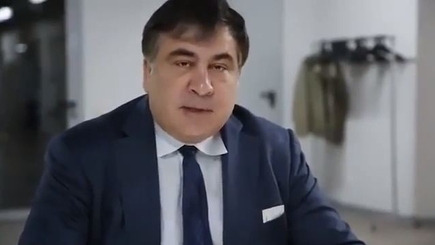 Порошенко поручил ввести в Одессу до тысячи силовиков