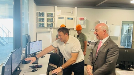 Американский посол, Джурджулешть, подсолнечное масло и зерно из Молдовы и Украины.