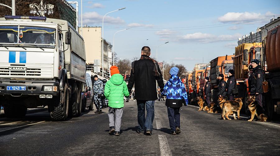 Политтехнологи заявили о рисках протестов после выборов президента России