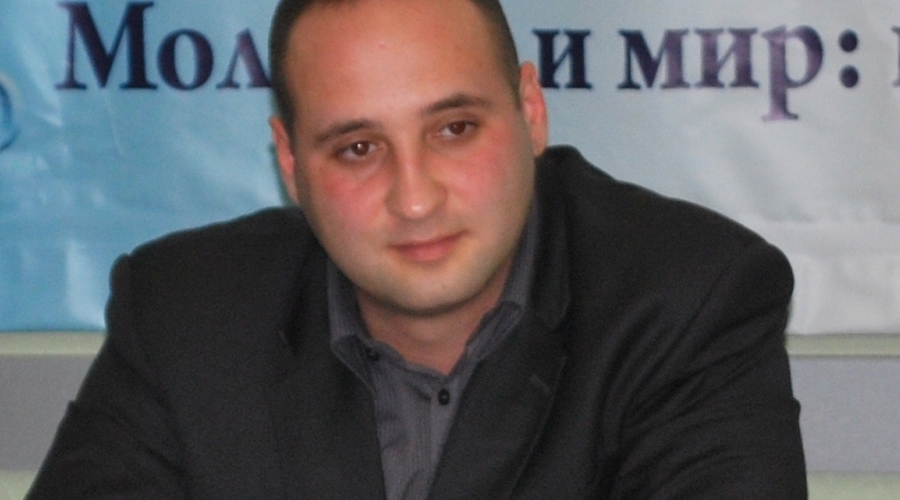 Тулянцев об инициативах ПСРМ по русскому языку и ТВ: Додон хочет сделать Плахотнюка и Шора рукопожатными в Москве