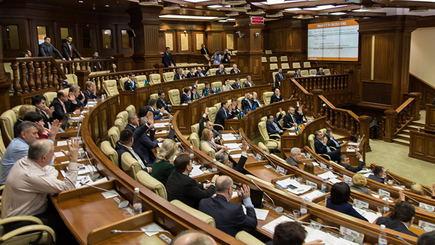 В ходе осенней сессии депутаты провели всего десять заседаний