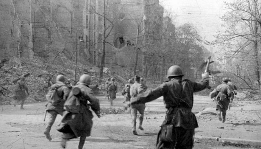 Февраль Победного 1945  года