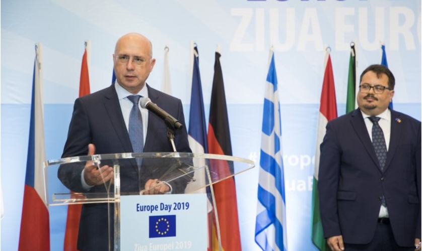 Настоящее сближение с ЕС осуществляется через проведение реформ, заявил премьер