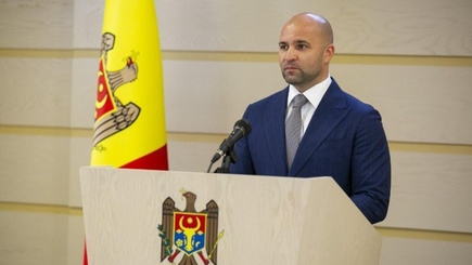 Владимир Чеботарь раскритиковал решение кабмина Санду повысить НДС для HoReCa