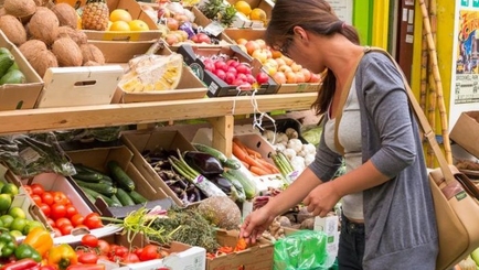 Резкий скачок цен на продукты питания. некоторые овощи подорожали более чем на 40%