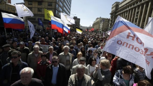 В Москве прошел митинг оппозиции по случаю годовщины Болотной площади