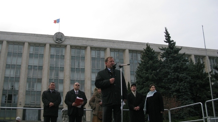 Шелин приглашает Филата на площадь. Будет ли Воронин третьим?