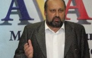 У новой коалиции нет другого выхода, кроме как попытаться сделать что-то хорошее для страны