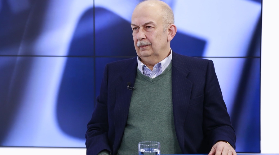 Политолог В.Чобану провел ликбез для И.Додона