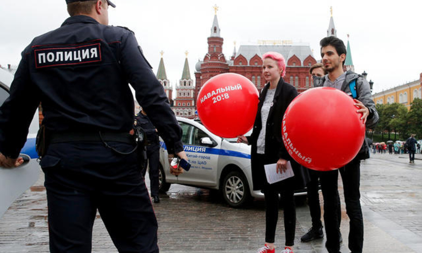 Шары - новая опасность для властей России