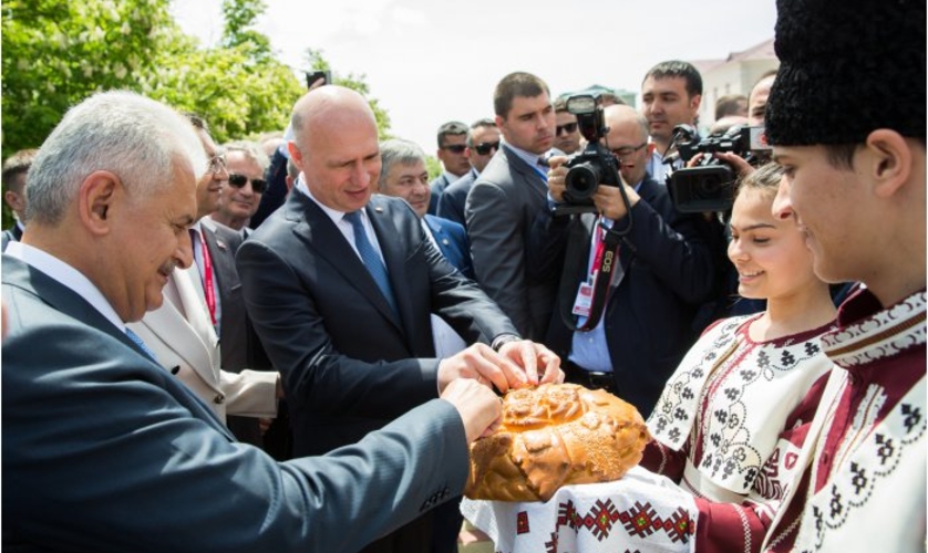 Премьер-министр Молдовы и премьер-министр Турции совершили визит в Комрат