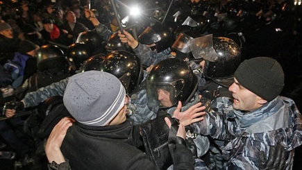 Силовики пытались зачистить площадь от участников Евромайдана