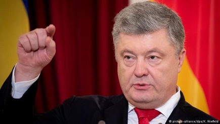 Порошенко обвинил Россию в попытке захватить Мариуполь и Бердянск