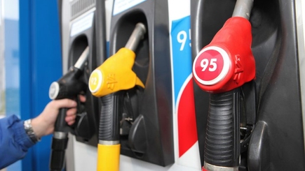 НАРЭ сможет пересматривать тарифы на топливо только раз в три месяца