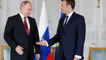 Сны Макрона