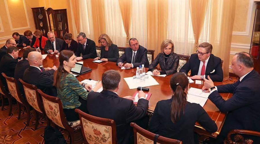 Переговоры Президента Игоря Додона с  Главами Дипломатических Миссий ЕС в Кишиневе