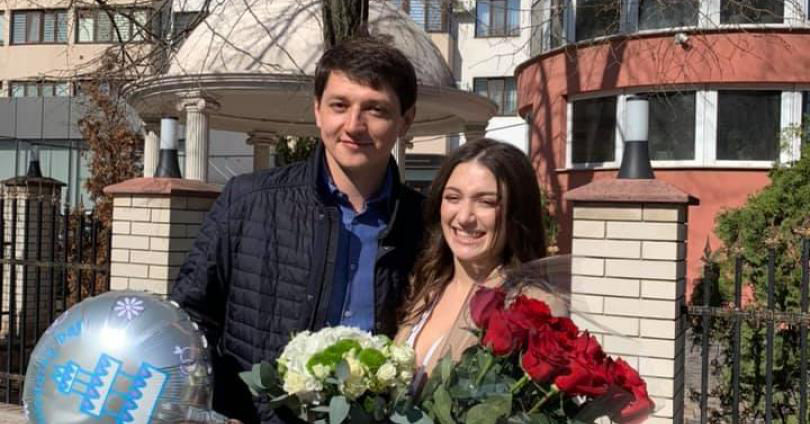 Дочь А.Стояногло пытается через суд снять арест со своей квартиры