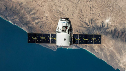 SpaceX начинает реализовывать проект глобального интернета