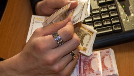 За ленту ответишь!