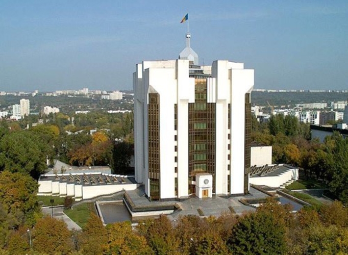 Кто, если не Санду? 3. Шансы независимого кандидата