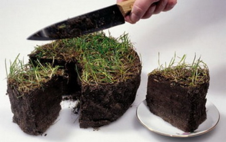 Коммунисты и либералы продолжают раздавать землю в Кишиневе