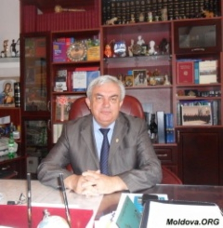 Президент Академии наук Молдовы, академик Георге Дука стал Доктором Хонорис Кауза Комратского государственного университета