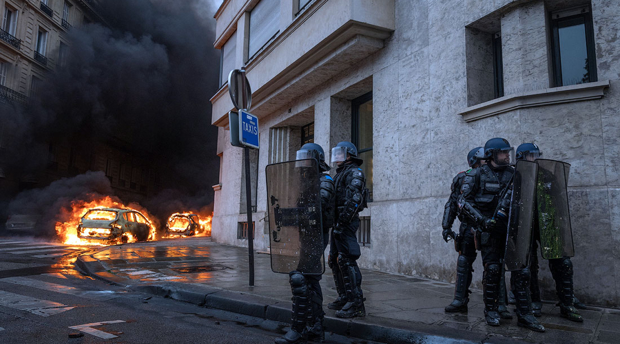 Погромы в Париже