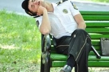 Цыган, цыганка и пистолет