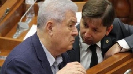 Узнай, кого Воронин отправит на переговоры с проевропейскими партиями