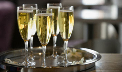 Молдова и Беларусь будут  вместе производить шампанское