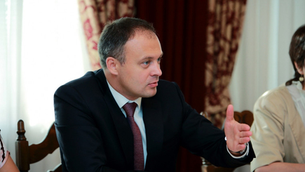 Адриан Канду: Парламентская трибуна не будет использована в предвыборных целях