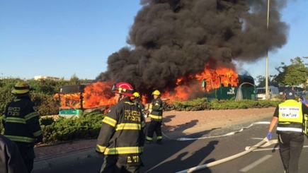 В Иерусалиме взорван автобус: не менее 16 пострадавших