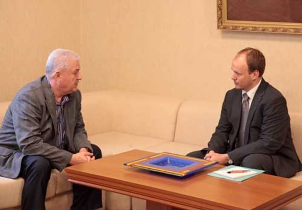 Встреча Владимира Воронина с исполняющим обязанности руководителя Миссии ОБСЕ в Республике Молдова Яном Плешингером