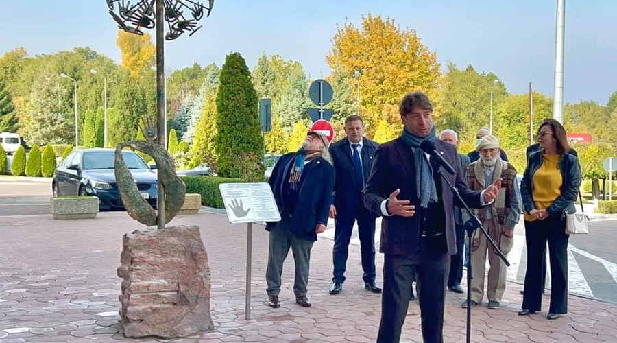 Григорий ПОТОЦКИЙ, скульптор, Москва: 