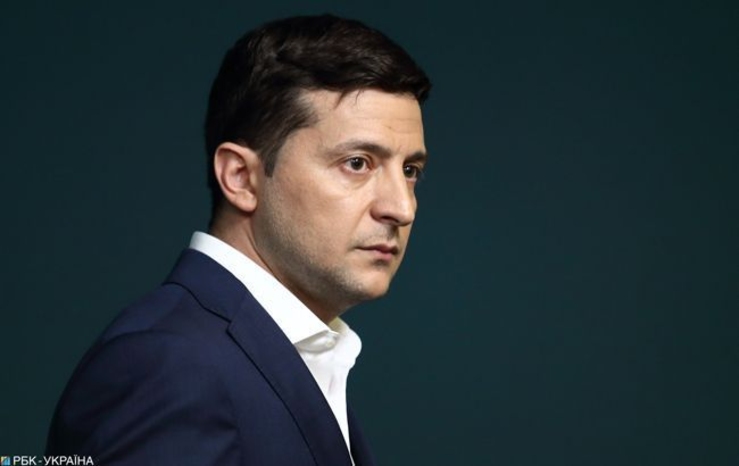 Зеленский допустил обсуждение заключения газового контракта с Путиным в Париже