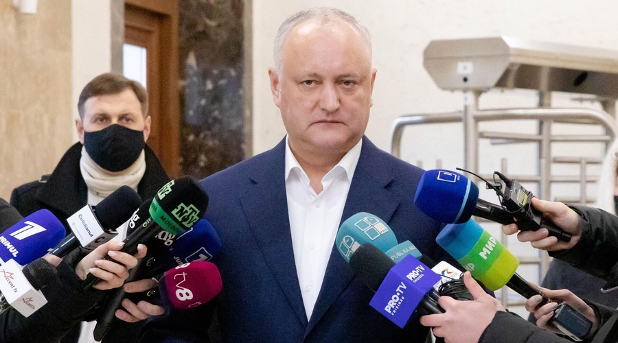 Додон читает Сталина! No comment