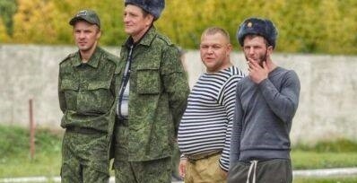 Мобики размножаются и погибают