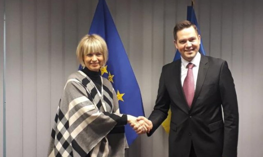 Глава внешнеполитического ведомства РМ встретился с генсекретарем Европейской службы внешних связей