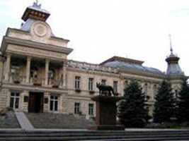 Экскурсии в музеях на русском и молдавских языках будут снова стоить одинаково