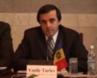 Василий Тарлев: Молдова из производителя и экспортера превратилась в импортера и «помойную яму»