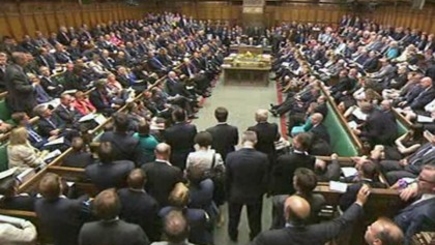 Парламент Великобритании против нанесения военных ударов по Сирии