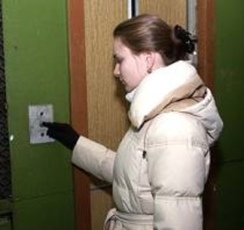 В  многоэтажных домах нужно менять лифты. Состояние многих из них – критическое
