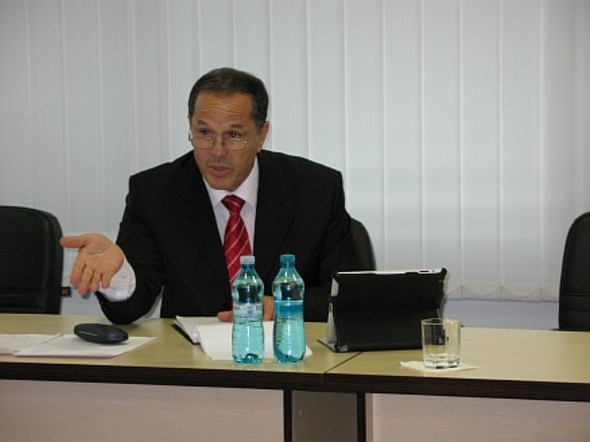 Михаил Формузал: Депутаты действуют по принципу «грабьте бедных – их много»