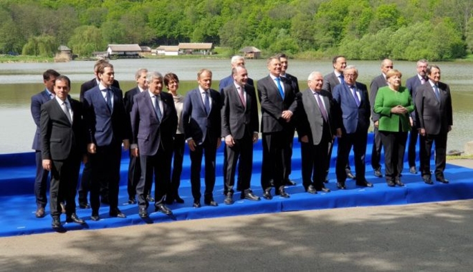 Лидеры ЕС приняли декларацию о защите единой Европы