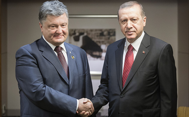 Порошенко обсудил с Эрдоганом Крым
