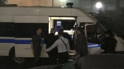 К московской оппозиции нагрянули с обысками. Кандидатов в Мосгордуму ожидают в СК