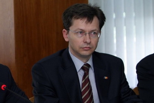 Негруцэ: Молдова одалживает, но внешний долг уменьшается