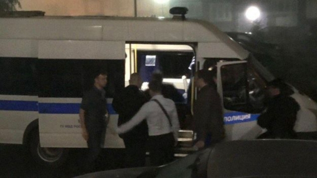 К московской оппозиции нагрянули с обысками. Кандидатов в Мосгордуму ожидают в СК