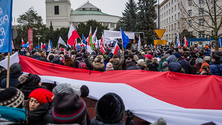 Власти Польши обвинили оппозицию в попытке захватить власть