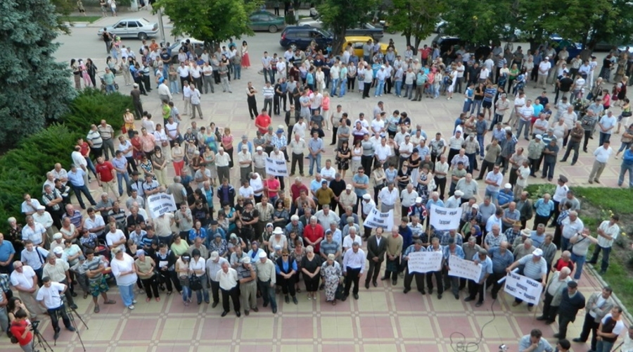 В Комрате митинговали за отставку башкана